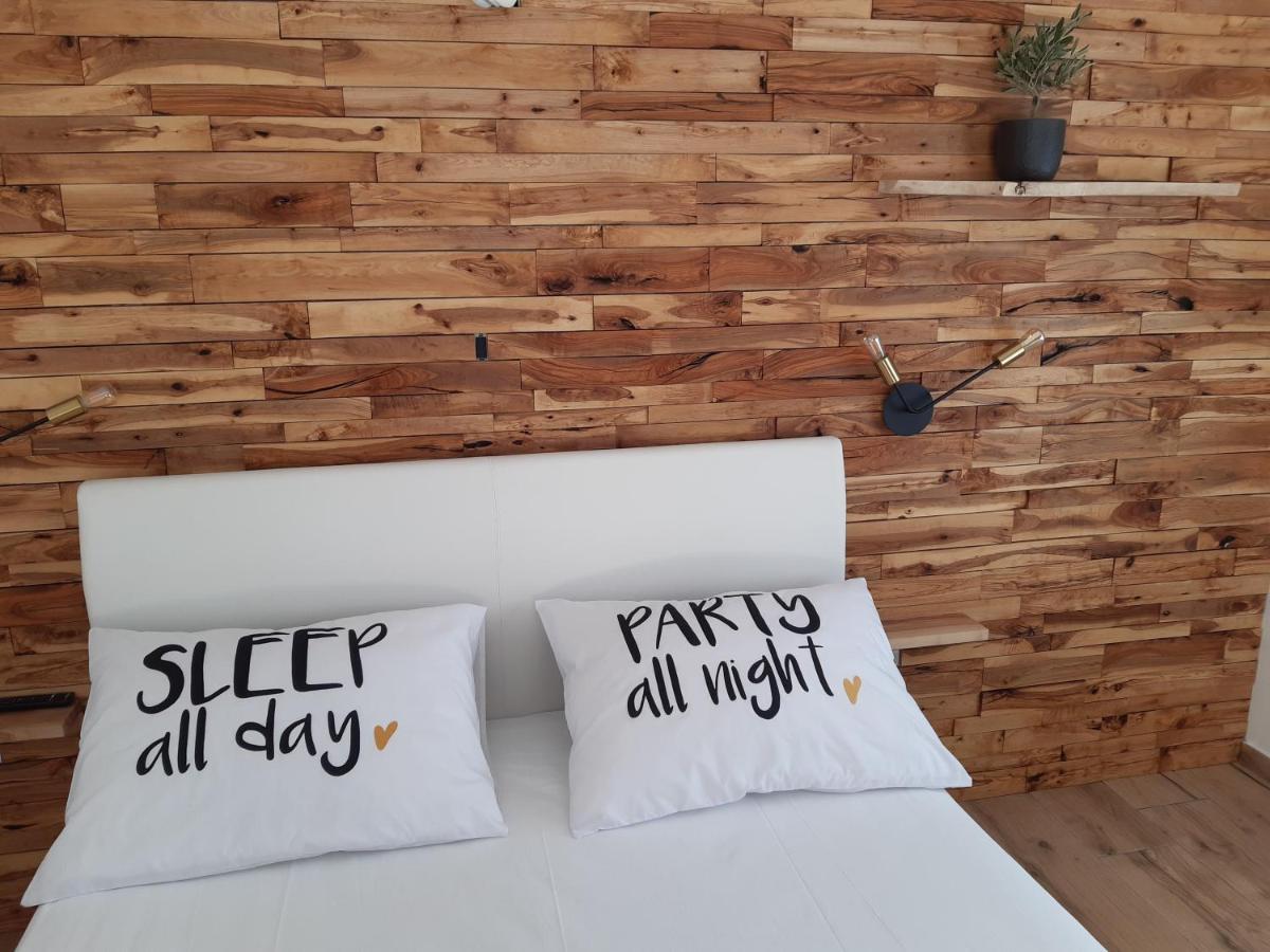 Little Olive Tree House Διαμέρισμα Sali Εξωτερικό φωτογραφία